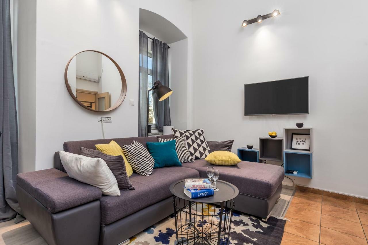Apartment Molo Longo